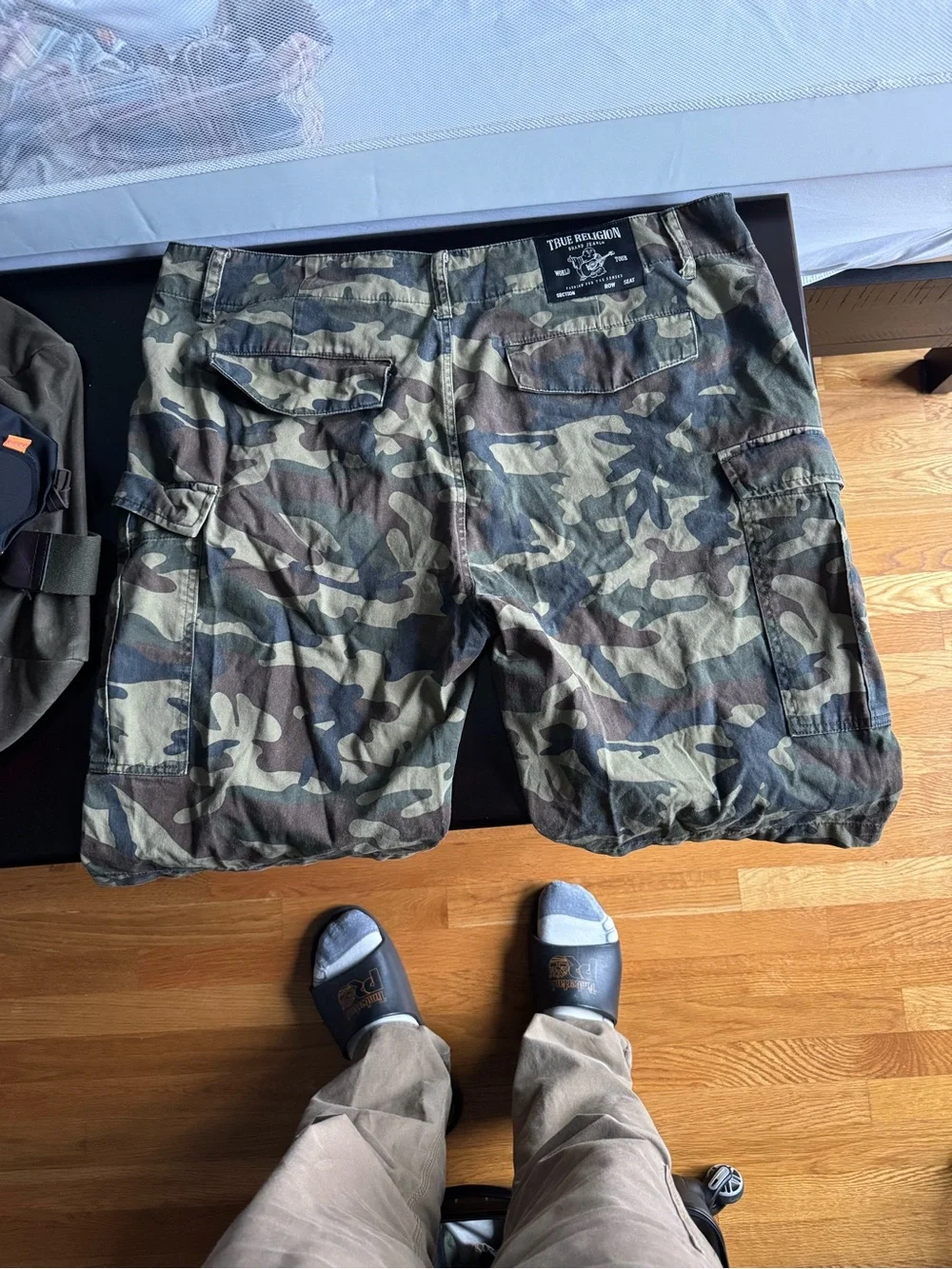 True Religion Camo Cargo Shorts in Green/Brown New Never Worn